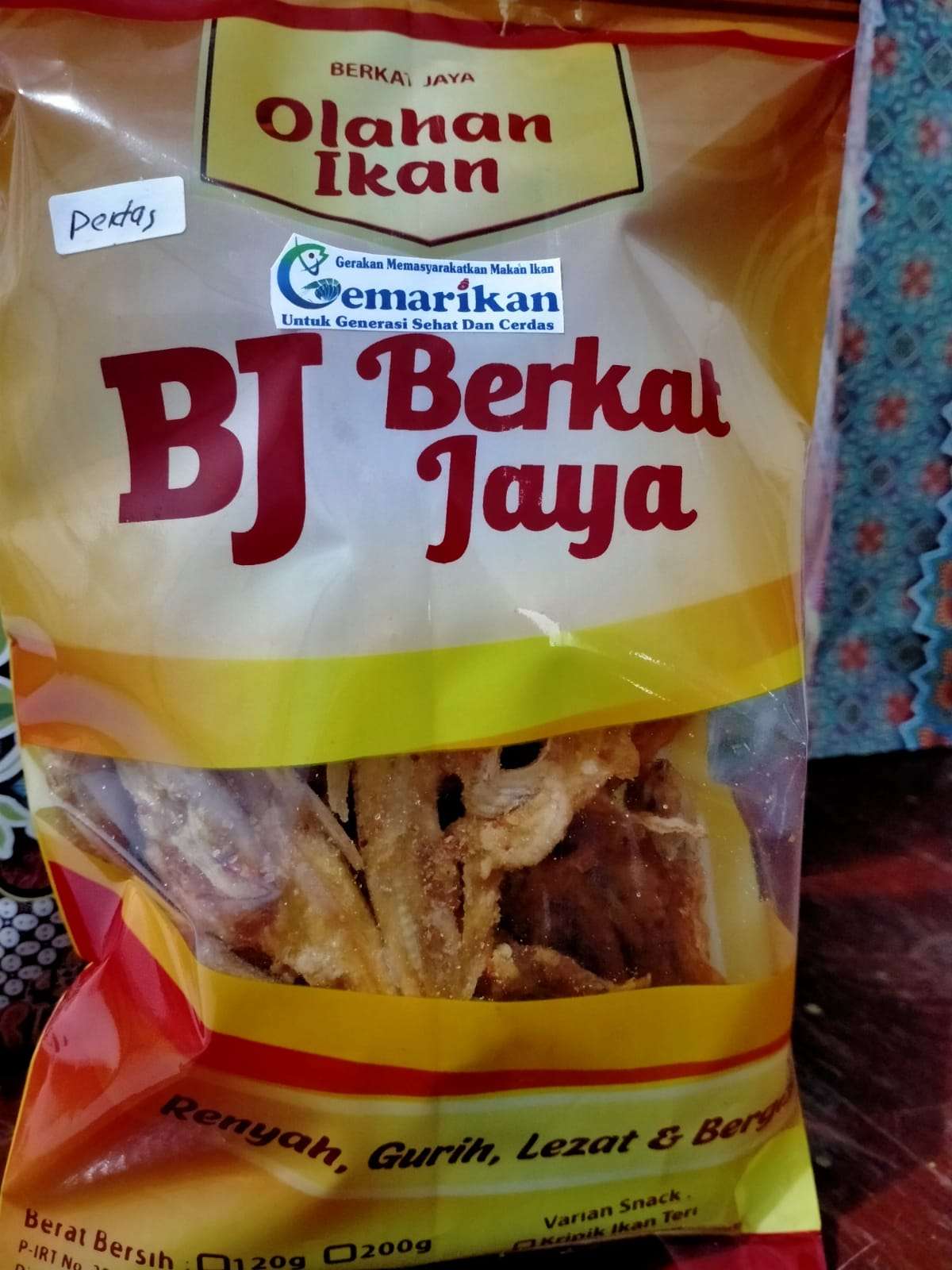 Keripik Ikan Bulu Ayam